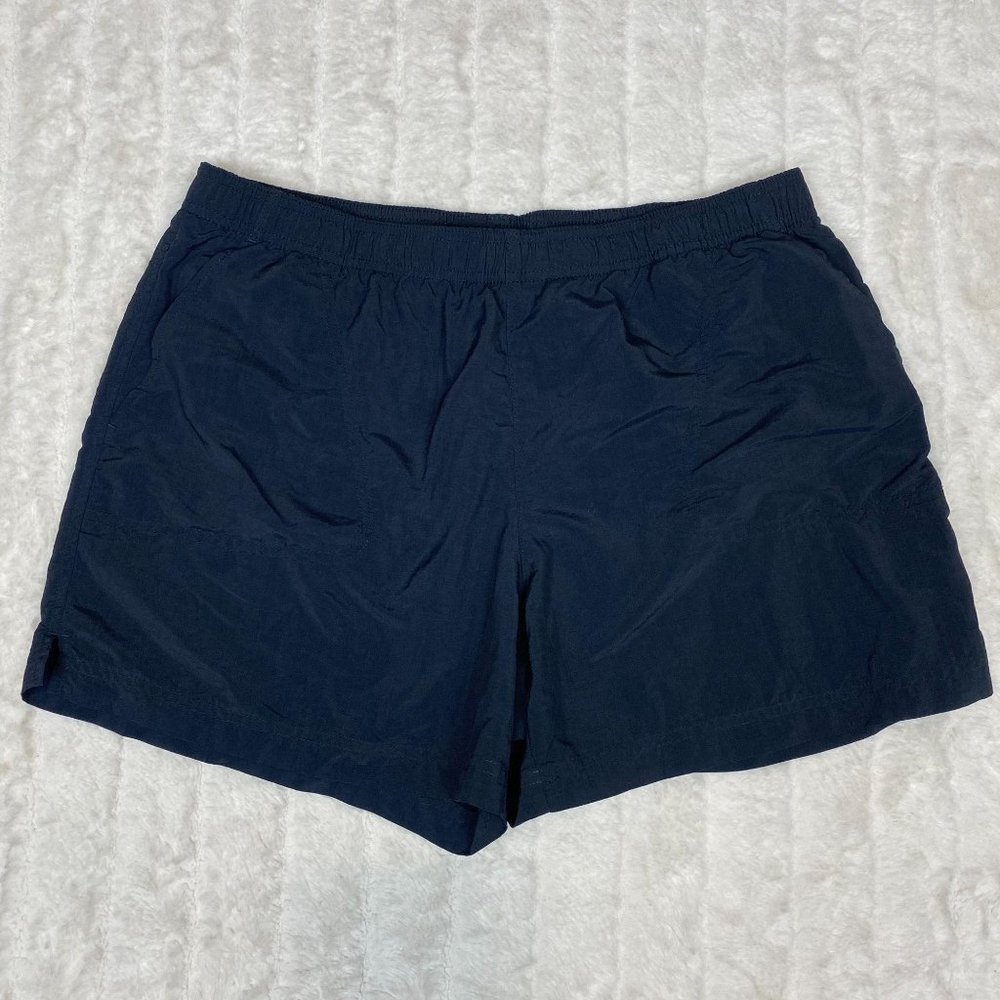 Columbia Womens Black Trail Shorts L